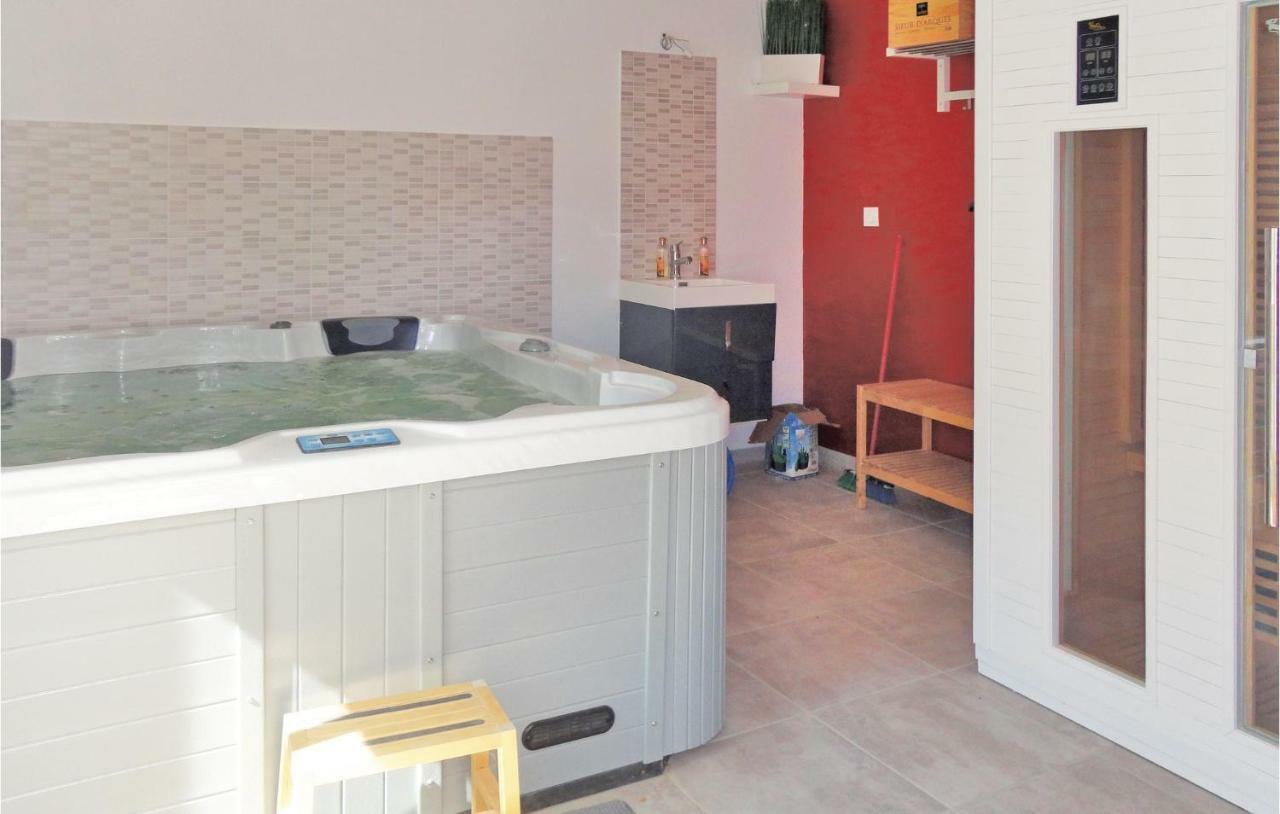 2 Bedroom Amazing Home In Narbonne Kültér fotó
